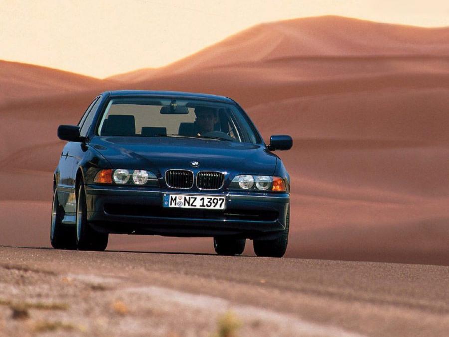  BMW 5-Series Sedan 1995 года  (фото 19 из 26)